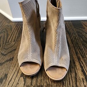 Stylish Peep-Toe Perforated Ankle Booties